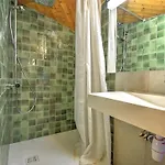 4 Ch Proche Centre Avec Cheminee Et Balcon - Fr-1-524-147 *