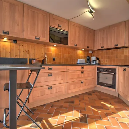 Apartamento 4 Ch Proche Centre Avec Cheminée Et Balcon - Fr-1-524-147 *